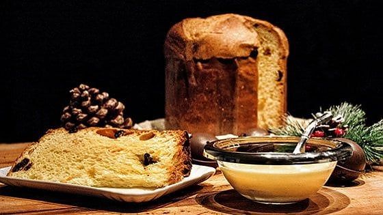 Il mascarpone sposa la crema inglese e fa festa con il panettone