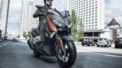Nuovo Yamaha X-Max 300, che grinta