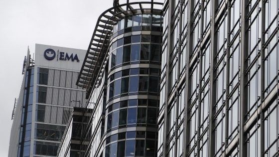 Ema a Milano: nel pharma italiano affari per 33 miliardi e 165mila posti di lavoro