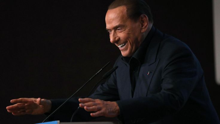 Caos liste di Forza Italia, gli esclusi assediano la sede
