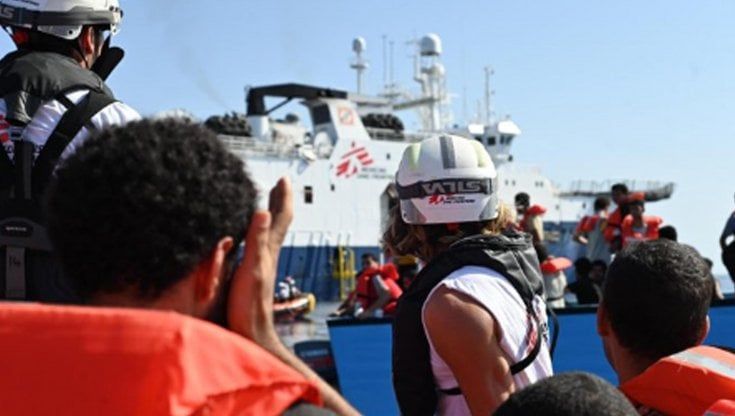 Migranti, Berlino a Meloni: "Italia presti velocemente soccorso a navi". La replica della Farnesina