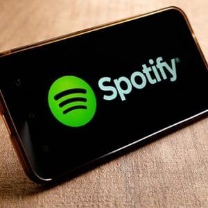 Spotify in Borsa con la quotazione "fai da te" e senza banche d'affari