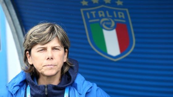 Fifa Best Awards, Milena Bertolini salva l'onore dell'Italia