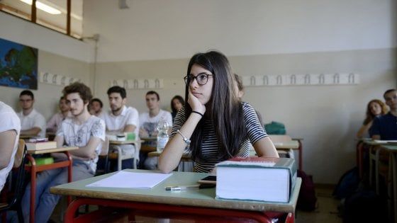 Maturità, gli studenti bolognesi scelgono la Costituzione