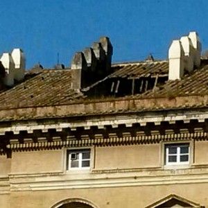 Crollo sul tetto della Reggia di Caserta<br />il ministro dispone un'ispezione