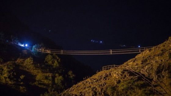 Potenza, ciaspolate notturne e passeggiate sospesi nel vuoto per accogliere la Befana