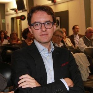 Imposta di soggiorno, botta e risposta tra Centinaio e Gianassi