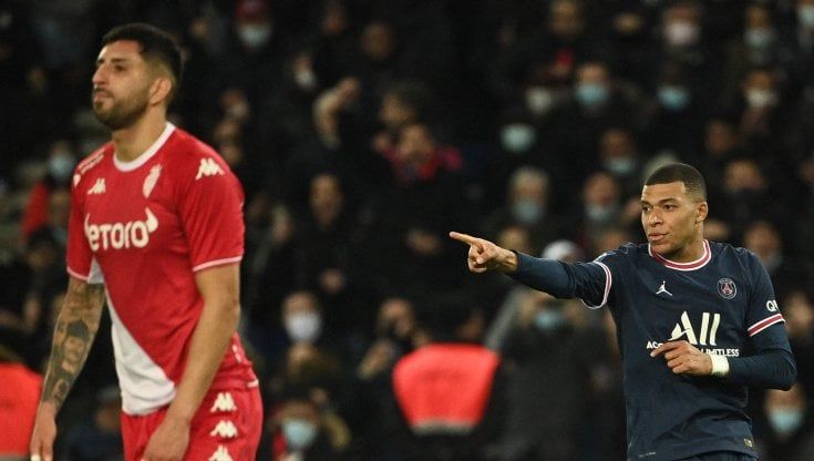 Ligue 1, il Psg non sbaglia un colpo: Mbappè stende il Monaco, la fuga continua