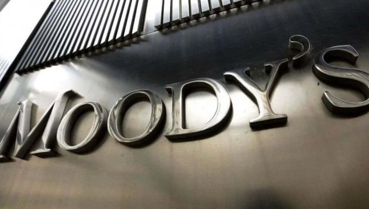 Elezioni, prezzo del gas, aumento della spesa pubblica: ecco perché Moody's ha bocciato l'Italia