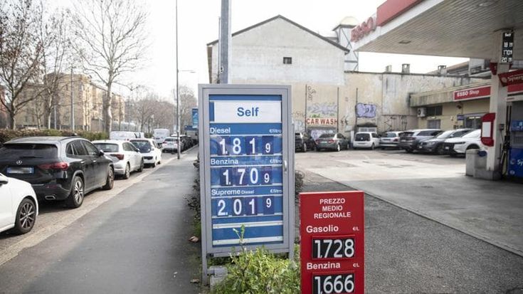 Iran, in Italia Finanza in campo per la speculazione sui carburanti