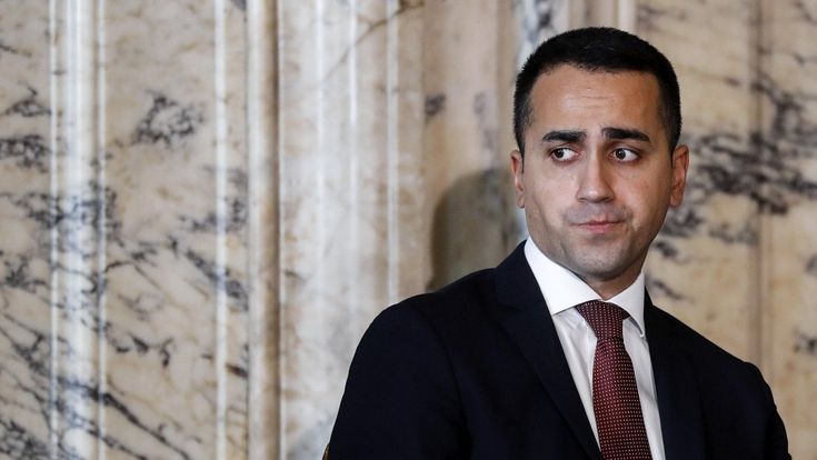 Di Maio a Palazzo Chigi, una mattina da separato: “Il sì di Salvini alla Tav fuori linea” 