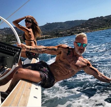 I primi 50 anni di Gianluca Vacchi: al suo fianco ora c'è Ariadna Gutierrez