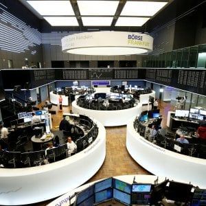 Borse europee positive prima del giudizio di Moody's sull'Italia