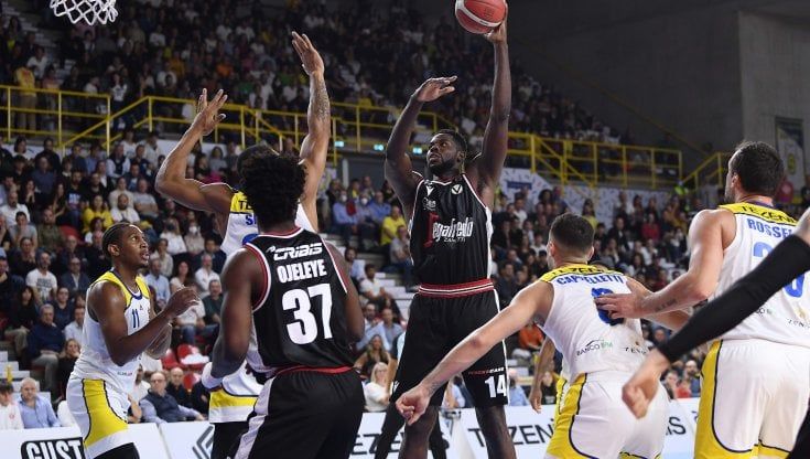 Basket, il pagellone: una Virtus da 8 ora raddoppia in Eurolega, una Fortitudo da 7 torna a casa felice