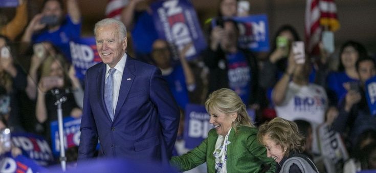Super Tuesday delle primarie Usa: è il giorno di Joe Biden ma la California va a Bernie Sanders. Male Bloomberg: pensa al ritiro