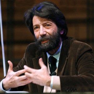 Referendum, Cacciari: "Riforma maldestra ma è una svolta. L'attacca chi ha fallito per 40 anni"