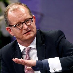 Deutsche Bank e Commerzbank, nozze possibili: via ai colloqui per studiare l'ipotesi fusione