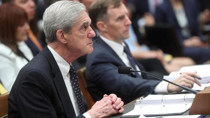 Usa, morto l’ex capo Fbi Robert Mueller: indagò sul Russiagate. E Trump gioisce: “Sono contento”