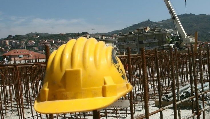 Morti sul lavoro, parla l'esperto di formazione: "Il rischio zero non esiste ma serve più cultura della sicurezza"