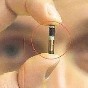 Il dipendente-cyborg: un chip sottopelle e butti carte e badge