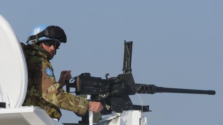 Guerra in Iran, le news. Razzo colpisce base italiana Unifil in Libano: nessun ferito