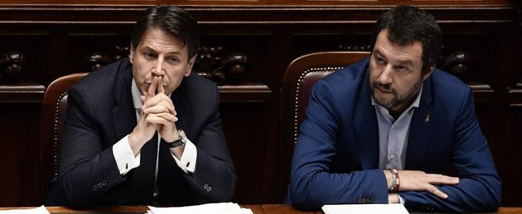 Migranti, Francia: "Italia cinica e irresponsabile". A rischio vertice Conte-Macron. Merkel: "Ue risponda in modo unitario o esplode"