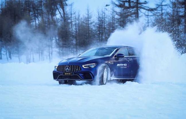 Mercedes Driving Academy: le AMG si guidano così