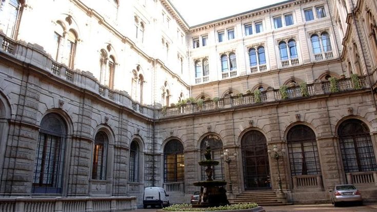 Intesa Sanpaolo alza offerta cash su Mps di 25 centesimi: “Assemblea sarà un referendum”