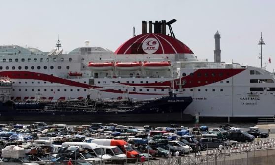 Sale l’allerta su porto e aeroporto: sedi diplomatiche sotto osservazione 