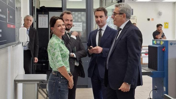 “Noi per te ci saremo sempre”. Così la donna del clan rassicurò Mari Lorusso dopo le elezioni 2019