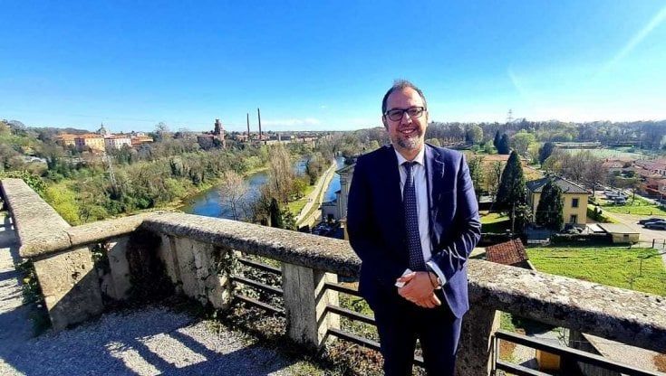L'assessore regionale lombardo Gianluca Comazzi alla guida di Aipo