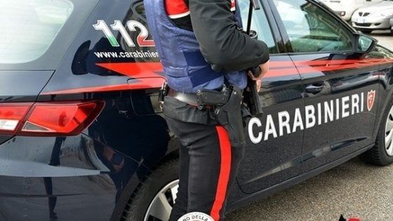Droga: oltre due chili hashish in casa, arresto nel Casertano