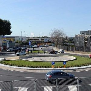 Salerno, daspo a otto parcheggiatori abusivi