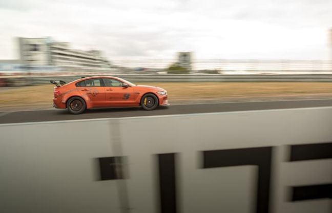 Jaguar XE SV Project 8, dalla pista alla strada