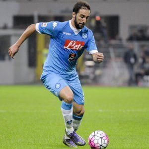 Napoli, Higuain pronto per il Verona. Chiriches sostituirà Koulibaly