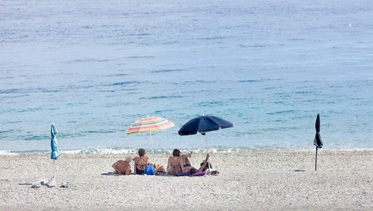 Mare pulito e spiagge accoglienti, in Sicilia 11 Bandiere blu: new entry per Furci Siculo