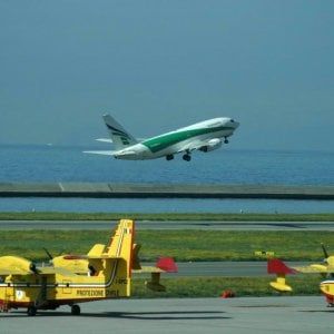 Coronavirus, ultimo volo disponibile per il rientro dei turisti italiani alle Canarie
