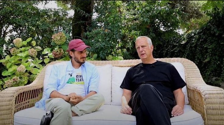 Luca Marinelli e Antonio Scurati, dialogo su ‘M. Il figlio del secolo’: “La doppiezza del nostro Mussolini, un seduttore che continua a conquistare”