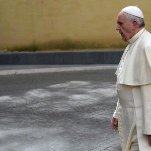 Pedofilia, Papa: "Chiedo perdono per abusi del clero"