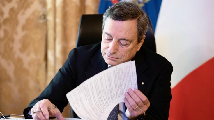 Draghi: " La Ue cambi passo una dose di vaccino a tutti"