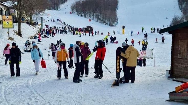 Anche l’Appennino è in festa: “Da anni non c’erano le piste così piene”