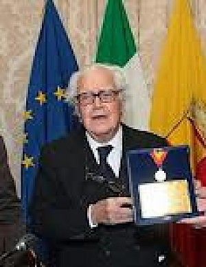 Addio socialista galantuomo<br />&egrave; morto l'ex sindaco Lezzi