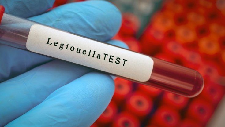 Legionella, casi in aumento: i sintomi e gli ambienti a rischio