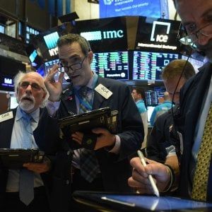 Borse europee in calo tra la cautela della Fed e la frenata dell'industria italiana