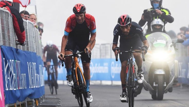 Damiano Caruso: “Salite e gelo. Va bene il ciclismo eroico ma qui ci chiedono troppo”