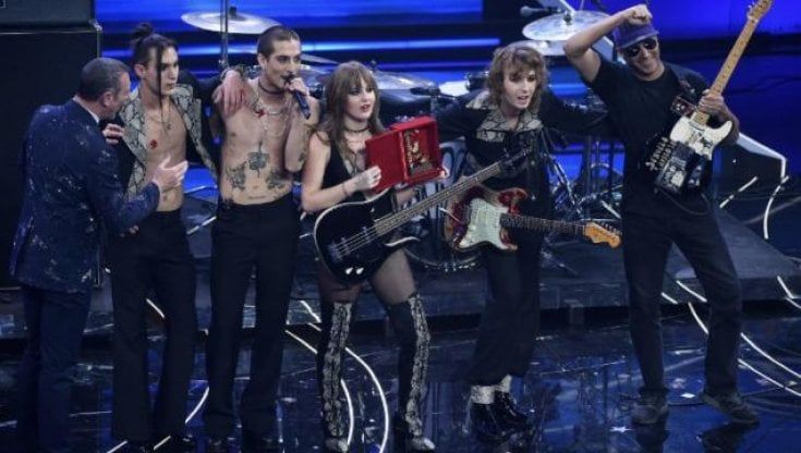 Ascolti Sanremo 2023, la terza serata 9.240.000 spettatori con il  57,6%