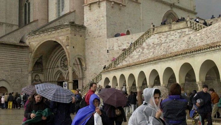 Previsioni meteo: al Sud ultimi scampoli di primavera, poi inverno in tutto il Paese