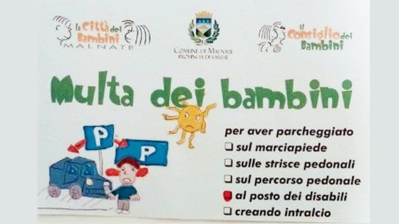 Varese, parcheggia sul posto dei disabili: arriva la "multa dei bambini"