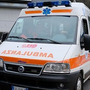 Bari, incidente a mezzanotte in zona San Giorgio: bambina di 10 anni in rianimazione