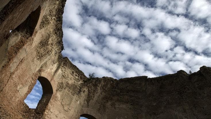 Campi Flegrei, Luigi Spina racconta la "terra ardente" in una grande mostra dei suoi scatti